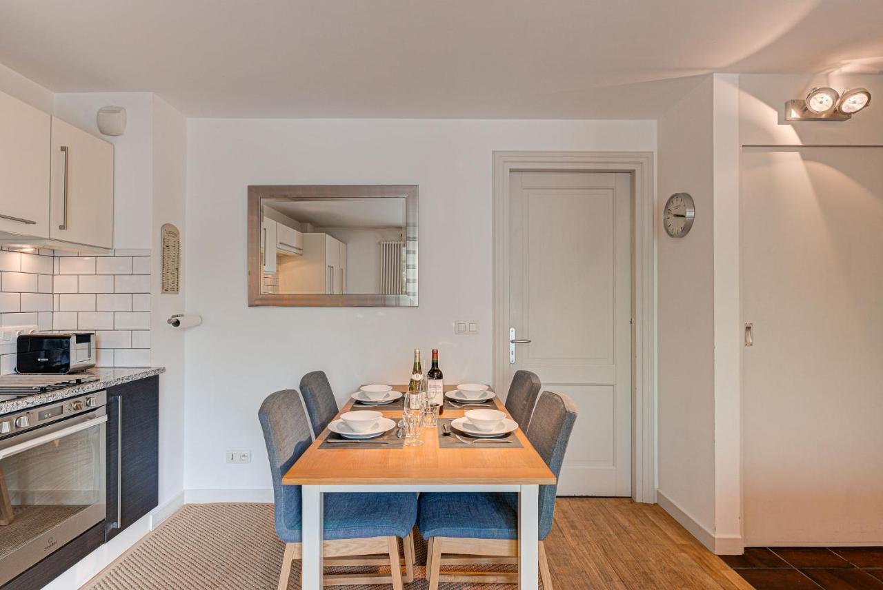 Apartment Cosmiques - Alpes Travel - Central Chamonix - Sleeps 4 Eksteriør bilde