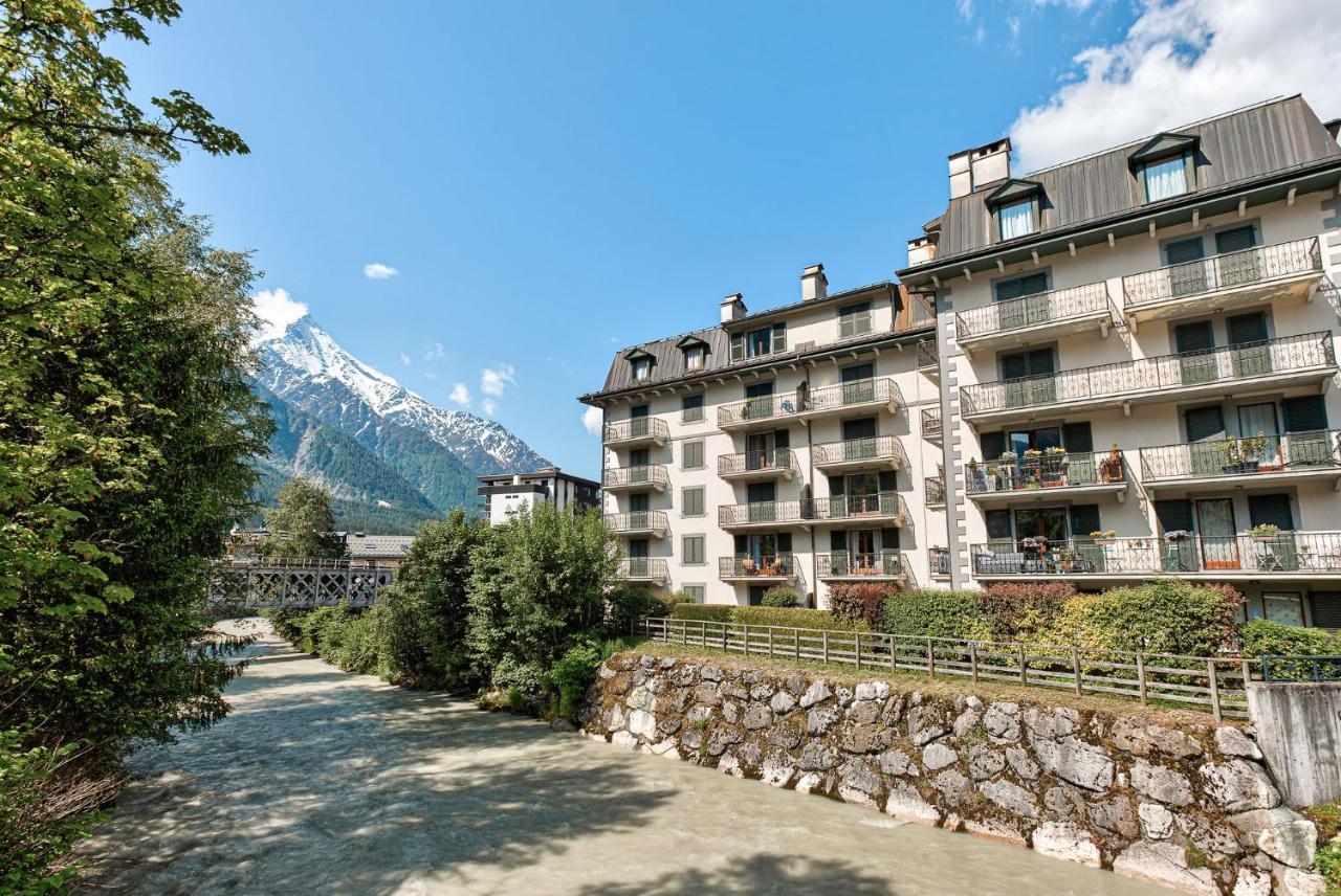 Apartment Cosmiques - Alpes Travel - Central Chamonix - Sleeps 4 Eksteriør bilde