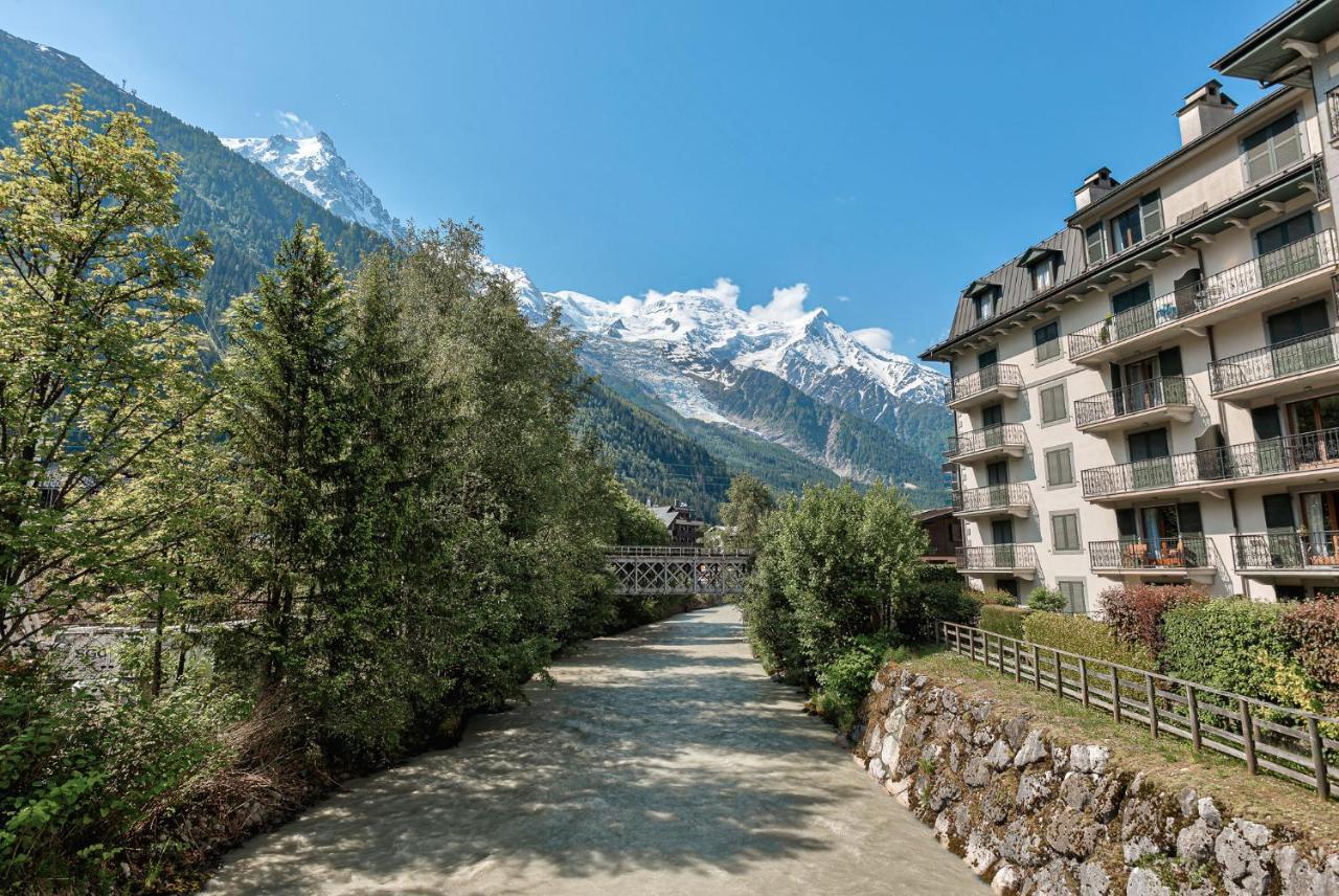 Apartment Cosmiques - Alpes Travel - Central Chamonix - Sleeps 4 Eksteriør bilde