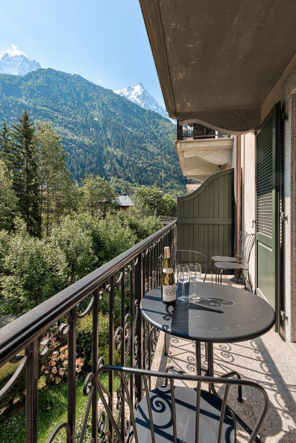 Apartment Cosmiques - Alpes Travel - Central Chamonix - Sleeps 4 Eksteriør bilde