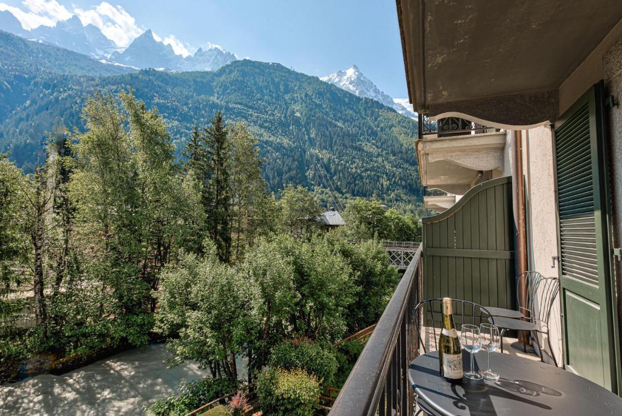 Apartment Cosmiques - Alpes Travel - Central Chamonix - Sleeps 4 Eksteriør bilde