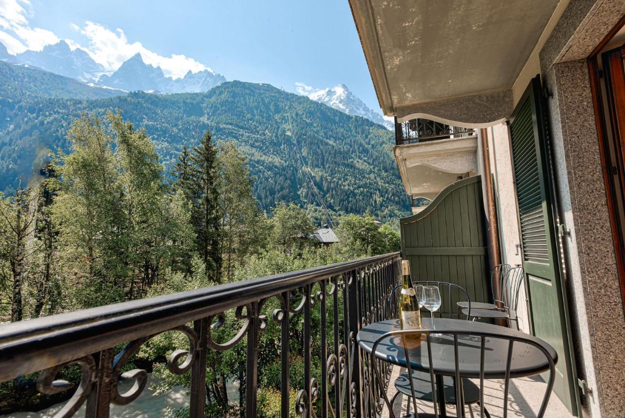 Apartment Cosmiques - Alpes Travel - Central Chamonix - Sleeps 4 Eksteriør bilde
